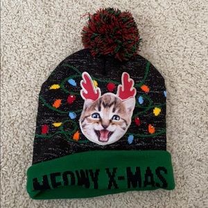 Meowy X-Mas light up Christmas beanie